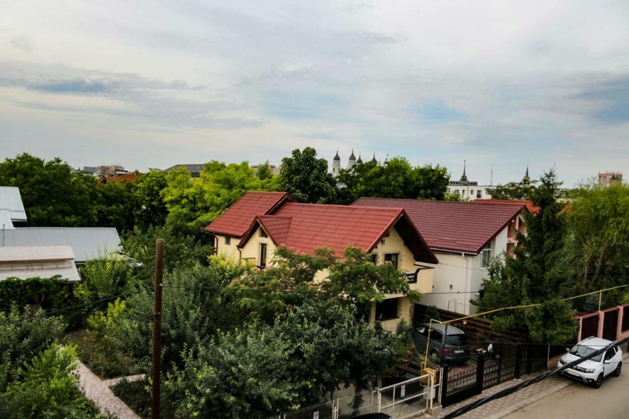 Casa Marguta Hotel Iasi Exterior photo